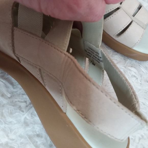 3/$30 Red Cross Comfort Fit Landscape beige canvas and leather sandals sz 7.5M - Picture 7 of 10